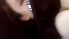 Mec regarde deux les ...