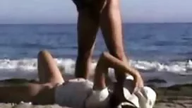 Belle gymnaste inéga ...