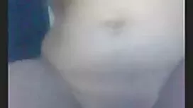 Teen Blonde essaie s ...