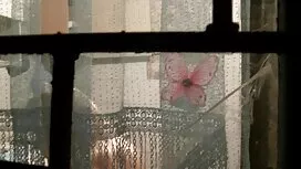 Mignon étudiant bais ...