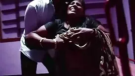 Une nympho d'âge moy ...